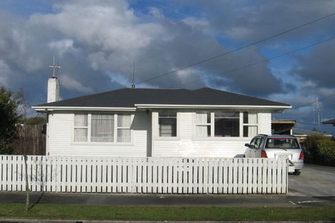 Photo of property in 16 Minifie Avenue, Melville, Hamilton, 3206