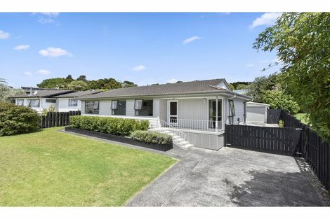 Photo of property in 27 Aronia Way, Goodwood Heights, Auckland, 2105