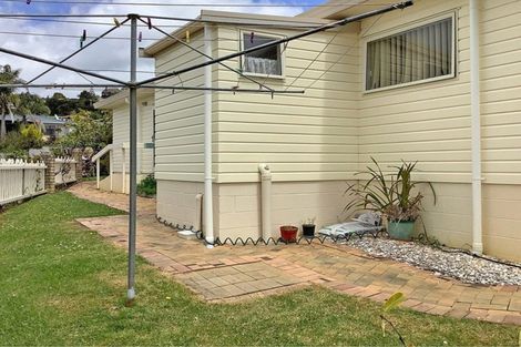Photo of property in 20 Pohutukawa Drive, Cable Bay, 0420