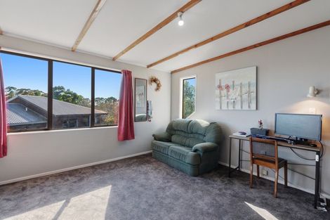 Photo of property in 44 Lansdowne Crescent, Glenview, Hamilton, 3206