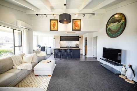 Photo of property in 37 London Street, Hampden, 9410