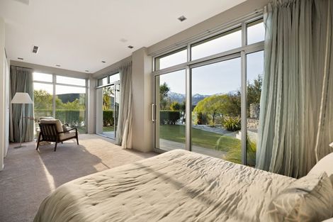 Photo of property in 37 Arrowtown-lake Hayes Road, Lake Hayes, Queenstown, 9371