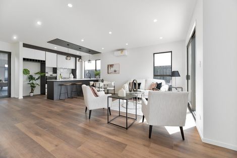 Photo of property in 1a Adelie Place, Murrays Bay, Auckland, 0630