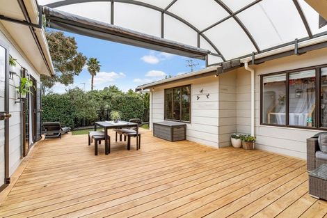 Photo of property in 25 Sunningdale Street, Wattle Downs, Auckland, 2103