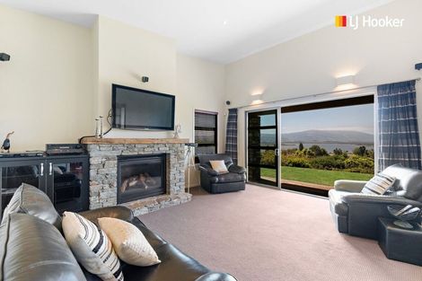 Photo of property in 21a Castle Street, Waihola, Milton, 9073