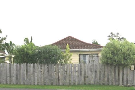 Photo of property in 1/204 Waitemata Drive, Ranui, Auckland, 0612