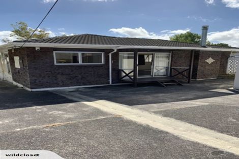 Photo of property in 94 Te Atatu Road, Te Atatu South, Auckland, 0610
