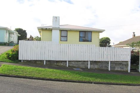 Photo of property in 66 Waiuta Street, Titahi Bay, Porirua, 5022