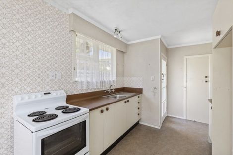 Photo of property in 2 Lowry Crescent, Stokes Valley, Lower Hutt, 5019