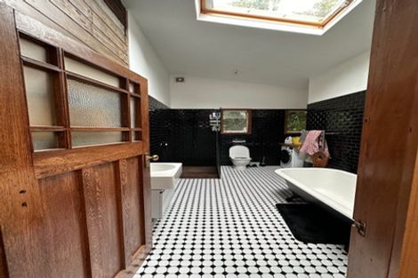 Photo of property in 43 Wilson Street, Newtown, Wellington, 6021