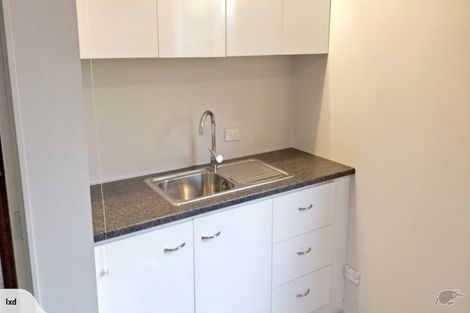 Photo of property in 10 Woodstock Road, Forrest Hill, Auckland, 0620