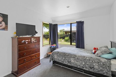 Photo of property in 14 Eders Road, Woodend, 7610