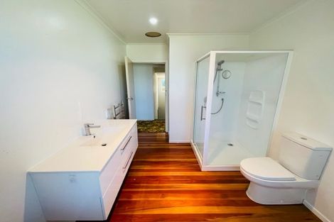 Photo of property in 1 Buller Crescent, Manurewa, Auckland, 2102