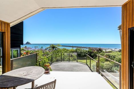 Photo of property in 10 Roy Terrace, Moturoa, New Plymouth, 4310