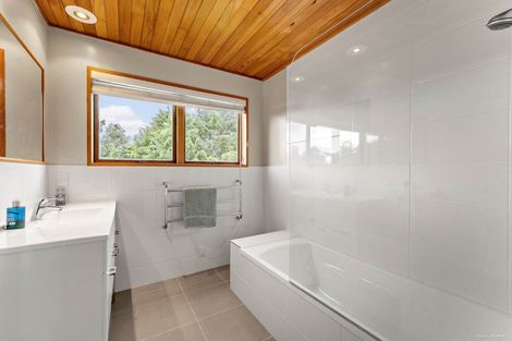 Photo of property in 305 Hill Road, The Gardens, Auckland, 2105