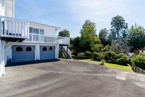 Photo of property in 2 Kennedy Road, Fairfield, Dunedin, 9018