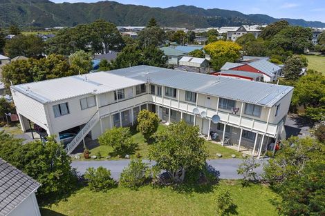 Photo of property in 8/19 Pirie Crescent, Moera, Lower Hutt, 5010