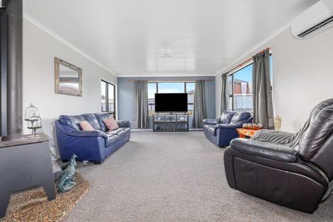 Photo of property in 16 Wairau Avenue, Waitahanui, Taupo, 3378