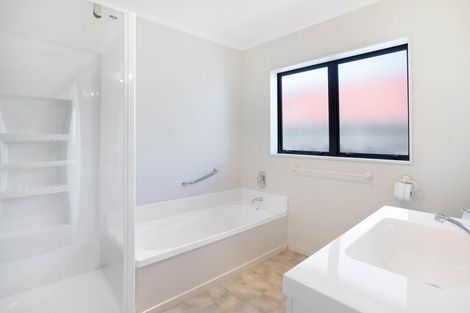 Photo of property in 27 Cole Street, Masterton, 5810