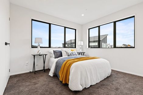 Photo of property in 4 Hea Road, Hobsonville, Auckland, 0616