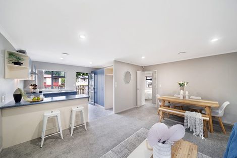 Photo of property in 32d Gifford Road, Papatoetoe, Auckland, 2025