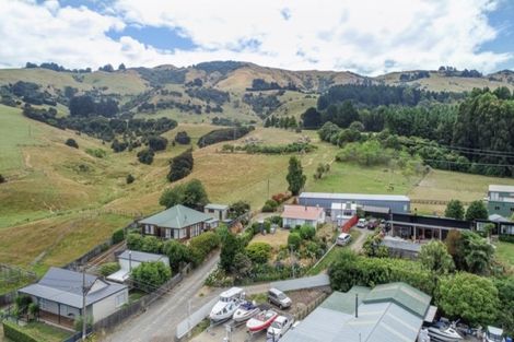 Photo of property in 6035a Christchurch Akaroa Road, Duvauchelle, 7581