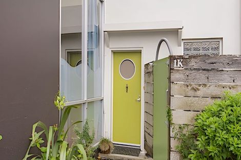 Photo of property in Qba Apartments, 1k/51 Webb Street, Mount Cook, Wellington, 6011