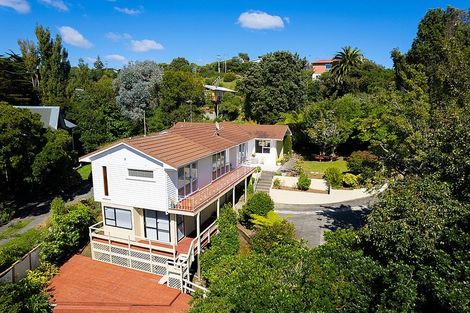 Photo of property in 80a Mana View Road, Paremata, Porirua, 5026