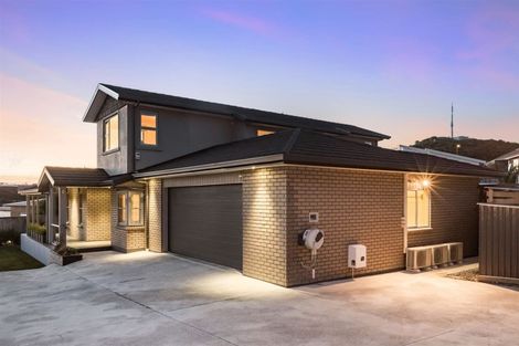 Photo of property in 18 Peel Lane, Aotea, Porirua, 5024