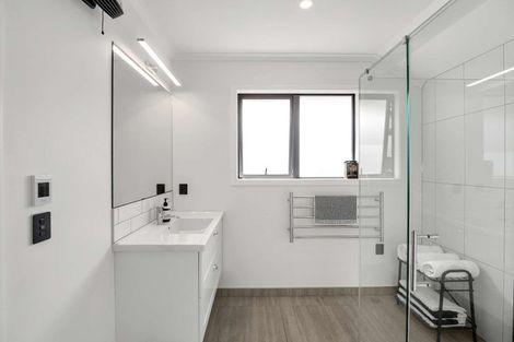 Photo of property in 10 Mills Road, Marshland, Christchurch, 8051