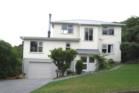 Photo of property in 29 Huntleigh Park Way, Ngaio, Wellington, 6035