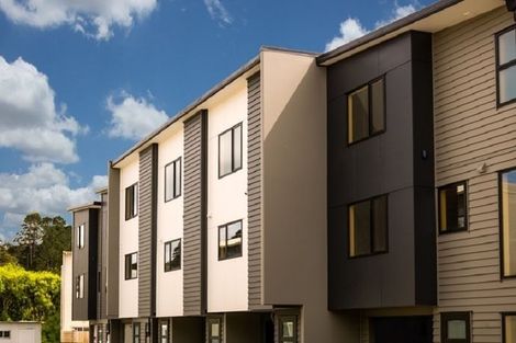 Photo of property in 2/5 Perekia Street, Albany, Auckland, 0632