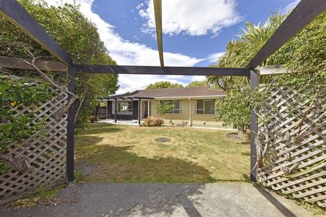 Photo of property in 11 Glen Place, Parklands, Christchurch, 8083