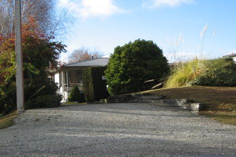 Photo of property in 83 Beacon Point Road, Wanaka, 9305