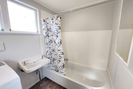 Photo of property in 32b Lorna Street, Lynmouth, New Plymouth, 4310