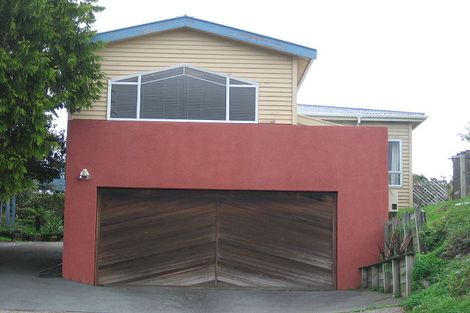 Photo of property in 8 Bluegum Road, Paraparaumu Beach, Paraparaumu, 5032