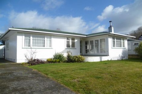 Photo of property in 21 Camellia Avenue, Aramoho, Whanganui, 4500