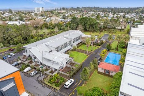 Photo of property in 22a/30 Westward Ho, Glen Eden, Auckland, 0602