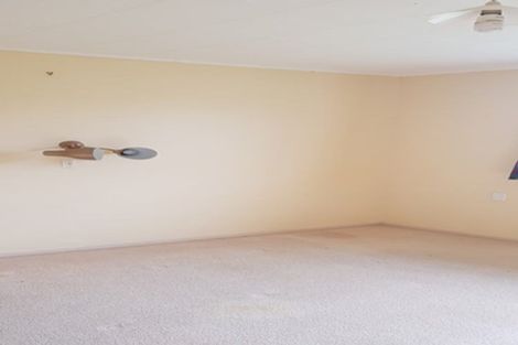 Photo of property in 17 Te Manuao Road, Otaki, 5512