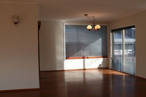 Photo of property in 20 Edgar Pearce Place, Howick, Auckland, 2014