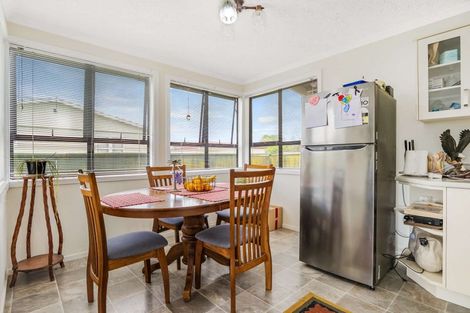 Photo of property in 18 Kowhai Avenue, Edgecumbe, 3120