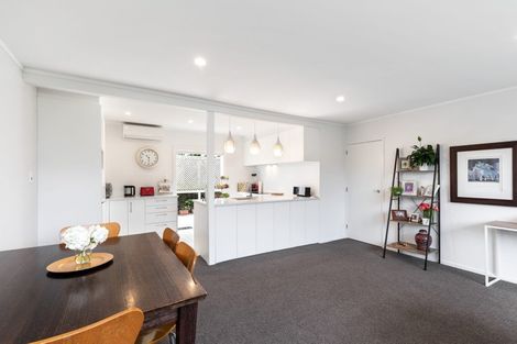 Photo of property in 3/18 Bevyn Street, Castor Bay, Auckland, 0620