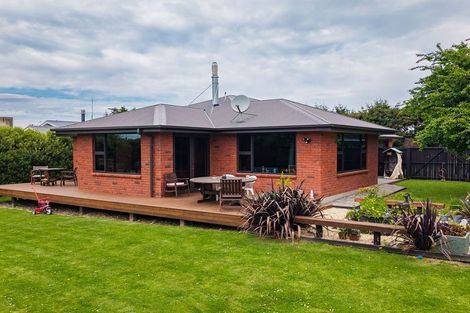 Photo of property in 18 Maclean Street, Glenavy, Waimate, 7980