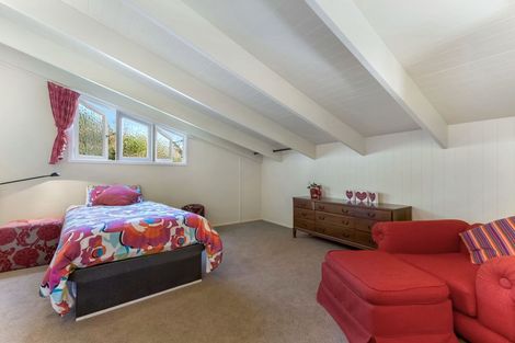 Photo of property in 26 Ocean Road, Surfdale, Waiheke Island, 1081