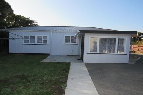 Photo of property in 59 Camberwell Road, Hawera, 4610
