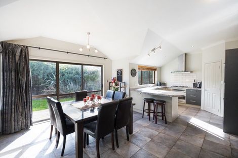 Photo of property in 2 Mayfair Court, Feilding, 4702