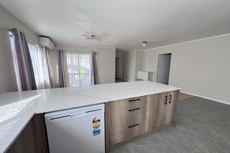 Photo of property in 35a Fairdene Avenue, Henderson, Auckland, 0610