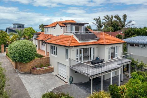 Photo of property in 1/248 Hurstmere Road, Takapuna, Auckland, 0622
