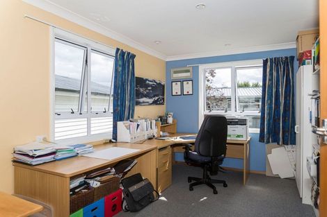 Photo of property in 25 Gregg Street, Dannevirke, 4930