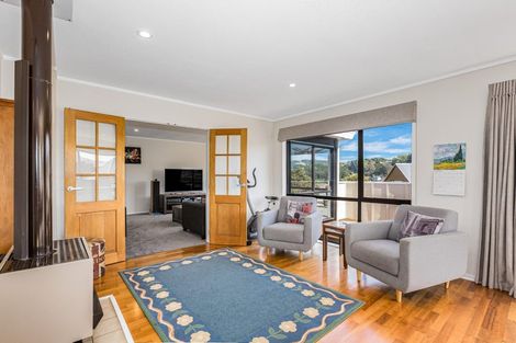 Photo of property in 3 Eclipse Lane, Whitby, Porirua, 5024